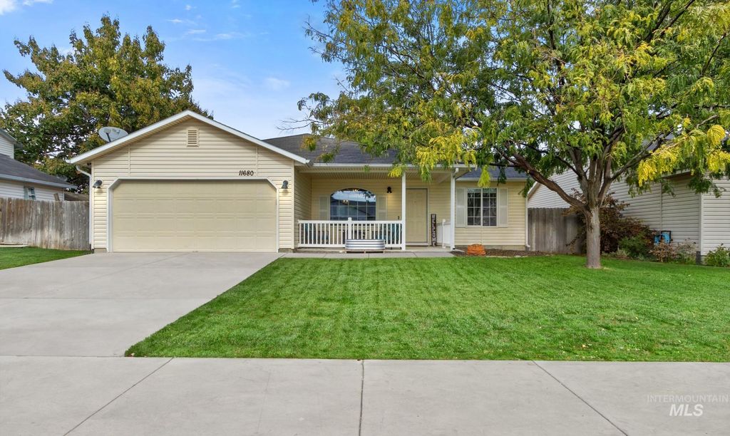Photo of 11680 W Trinity Ave, Nampa, ID 83651 (MLS # 98964844)