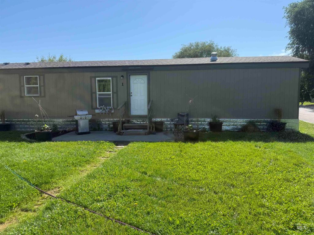 Photo of 5016 E. Ustick RD #1, Caldwell, ID 83605 (MLS # 98993447)