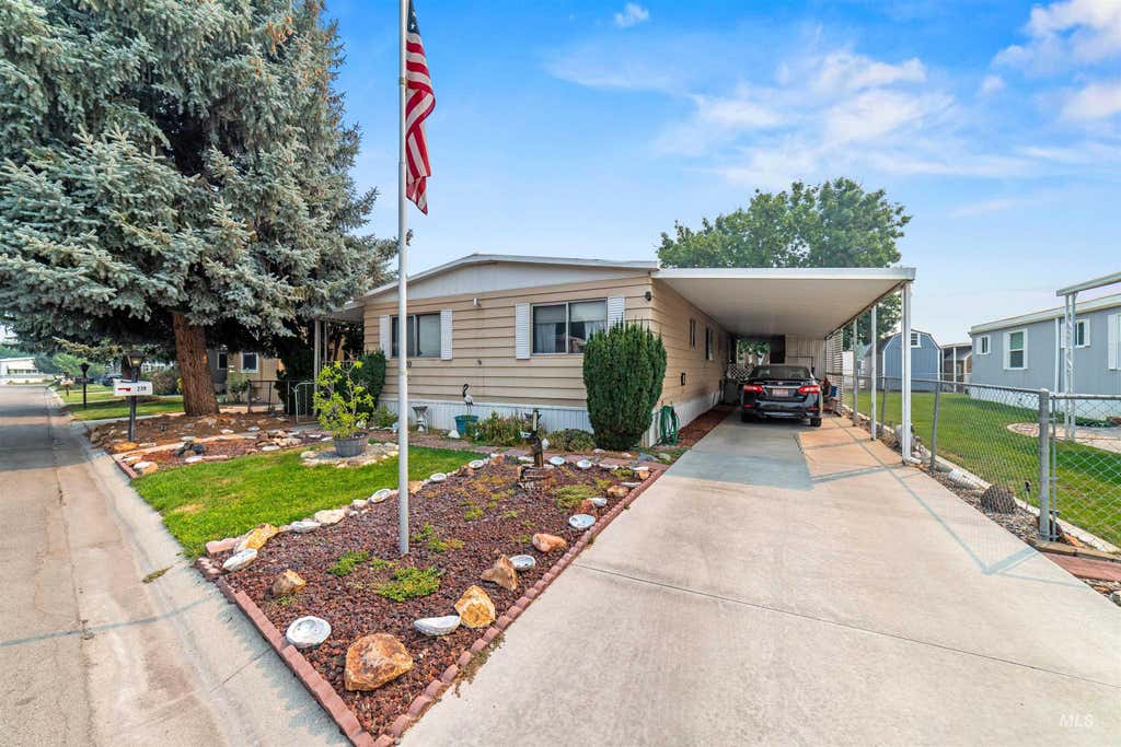 Photo of 239 N Checola Circle, Boise, ID 83713 (MLS # 98996259)
