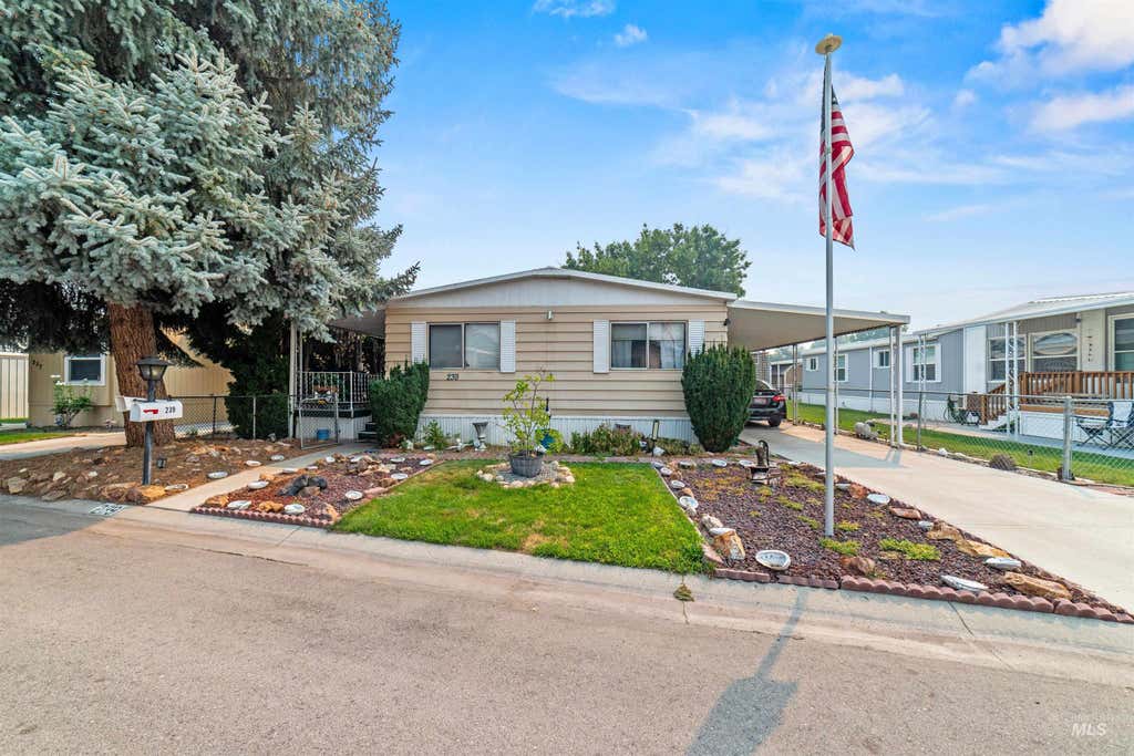 Photo of 239 N Checola Circle, Boise, ID 83713 (MLS # 98996259)