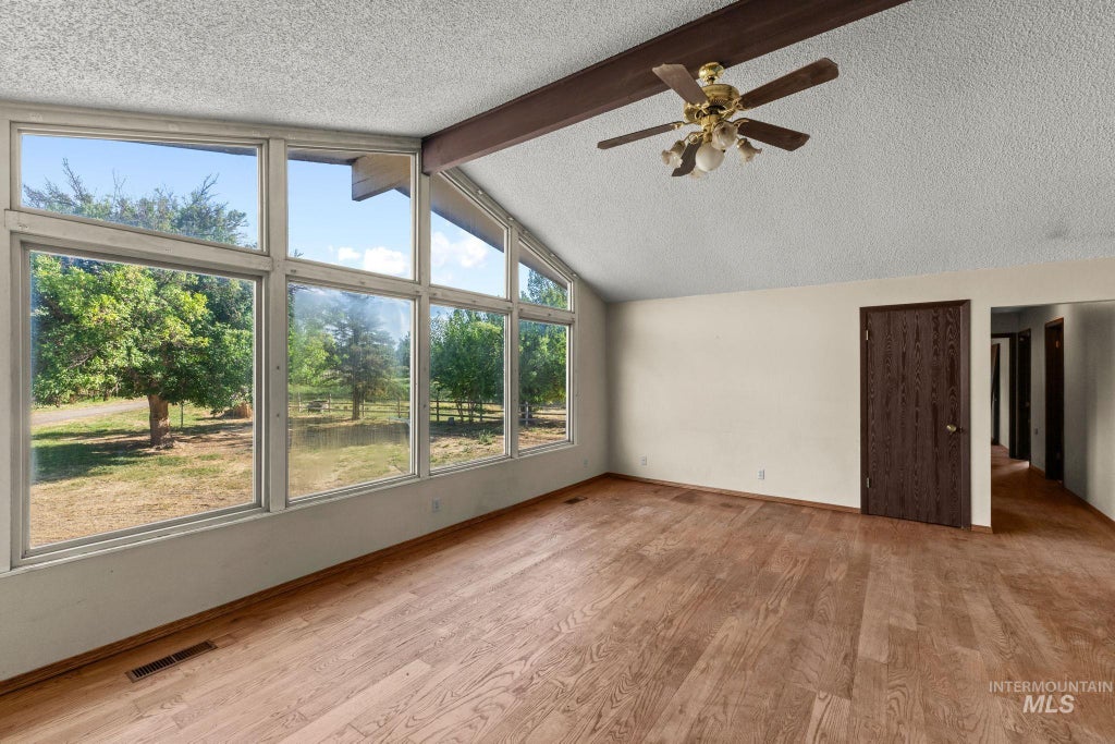 Photo of 1296 E 4400 N, Buhl, ID 83316 (MLS # 98999925)