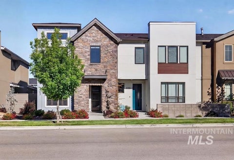 Photo of 3263 S Millbrook Way, Boise, ID 83716 (MLS # 98989646)