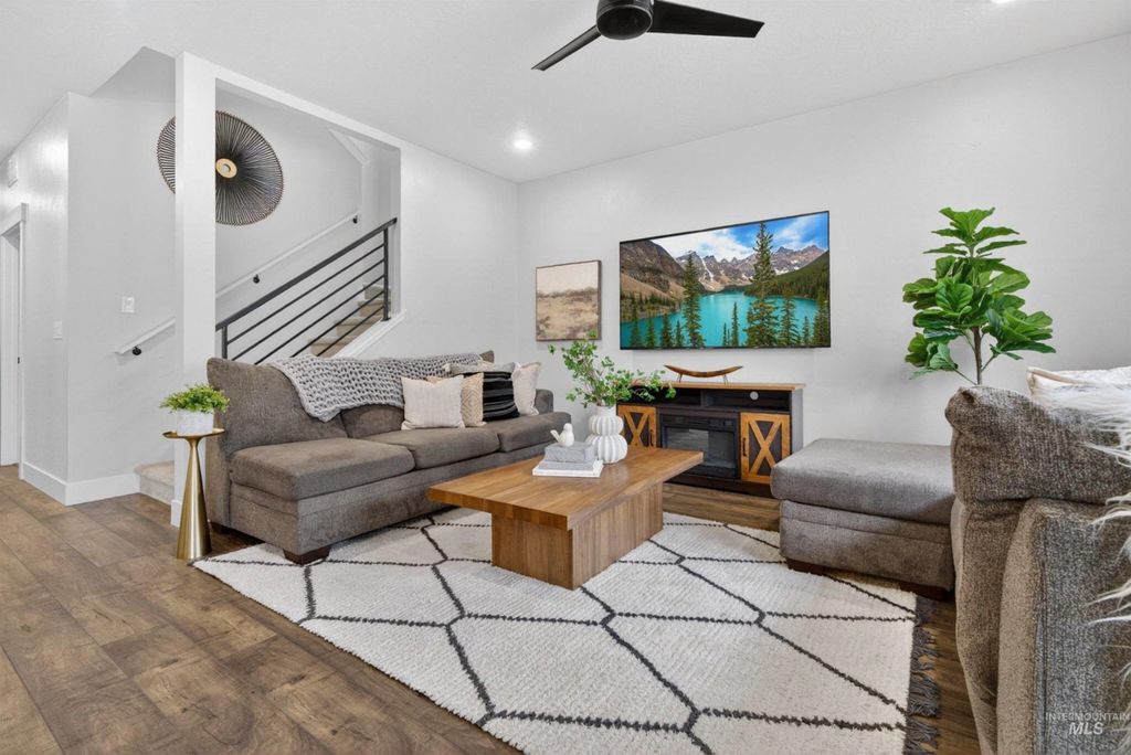 Photo of 7160 W Riverwood Street, Boise, ID 83709 (MLS # 98977177)