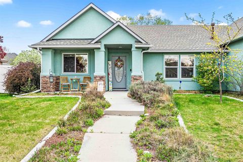 Photo of 1118 Palace Ave, Emmett, ID 83617 (MLS # 98982521)