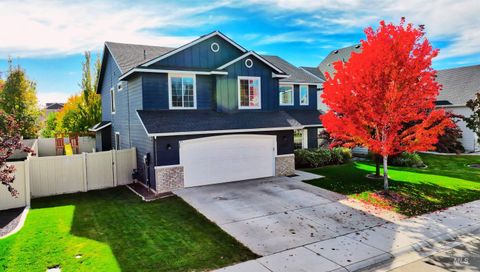 Photo of 2891 W Everest St, Meridian, ID 83646 (MLS # 98965637)