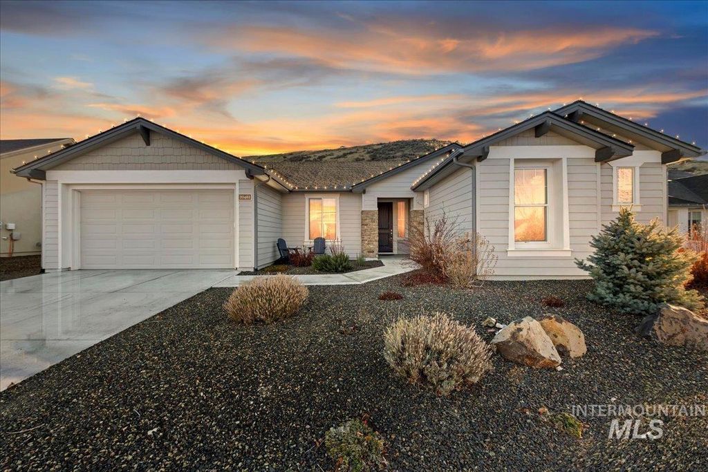 Photo of 20462 N Shepherds Pie Way, Boise, ID 83714 (MLS # 98970607)