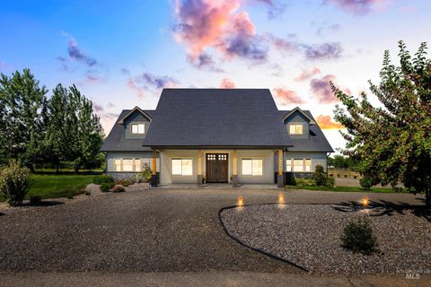 Photo of 14119 Silver Ridge Rd, Caldwell, ID 83607 (MLS # 98958620)