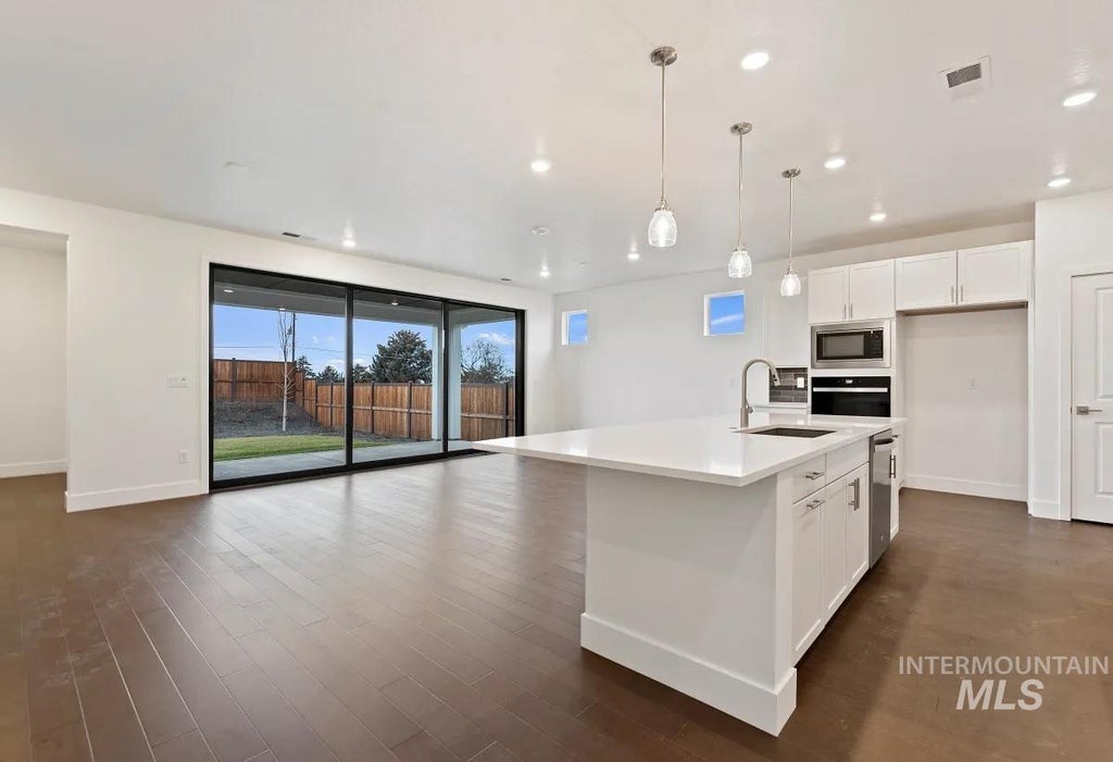 Photo of 11772 W Anthos Ln, Kuna, ID 83634 (MLS # 99000772)
