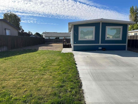 Photo of 1705 Windmere, Mountain Home, ID 83647 (MLS # 98979983)