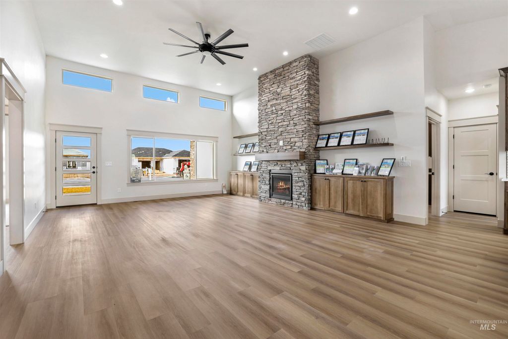 Photo of 1357 Haizlee Way, Twin Falls, ID 83301 (MLS # 98952573)