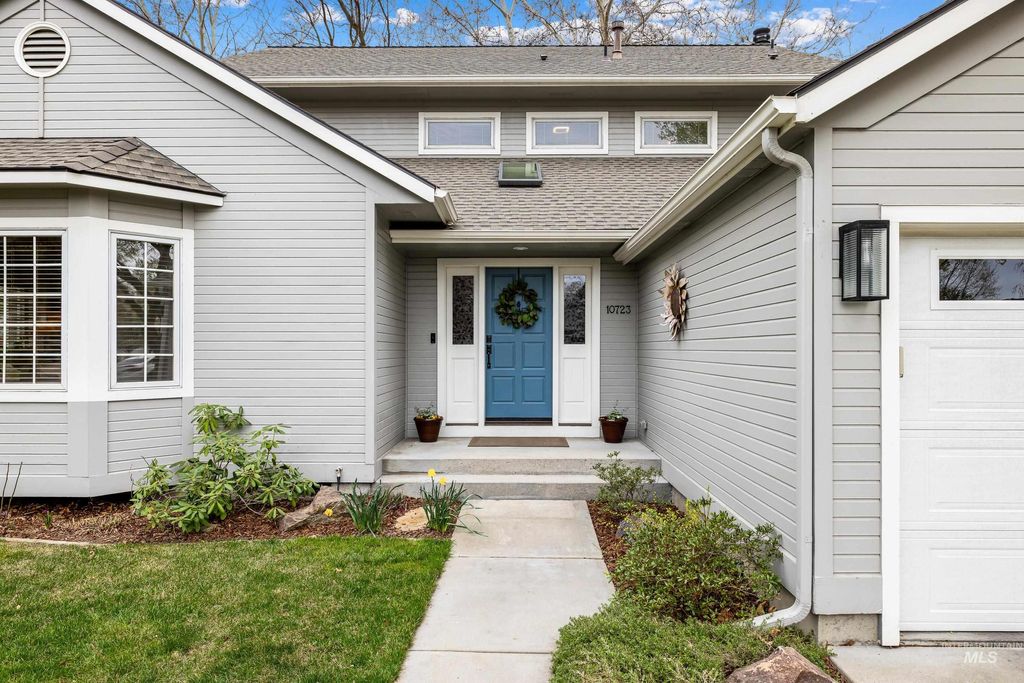 Photo of 10723 W Barnsdale Ct, Boise, ID 83713 (MLS # 98980335)