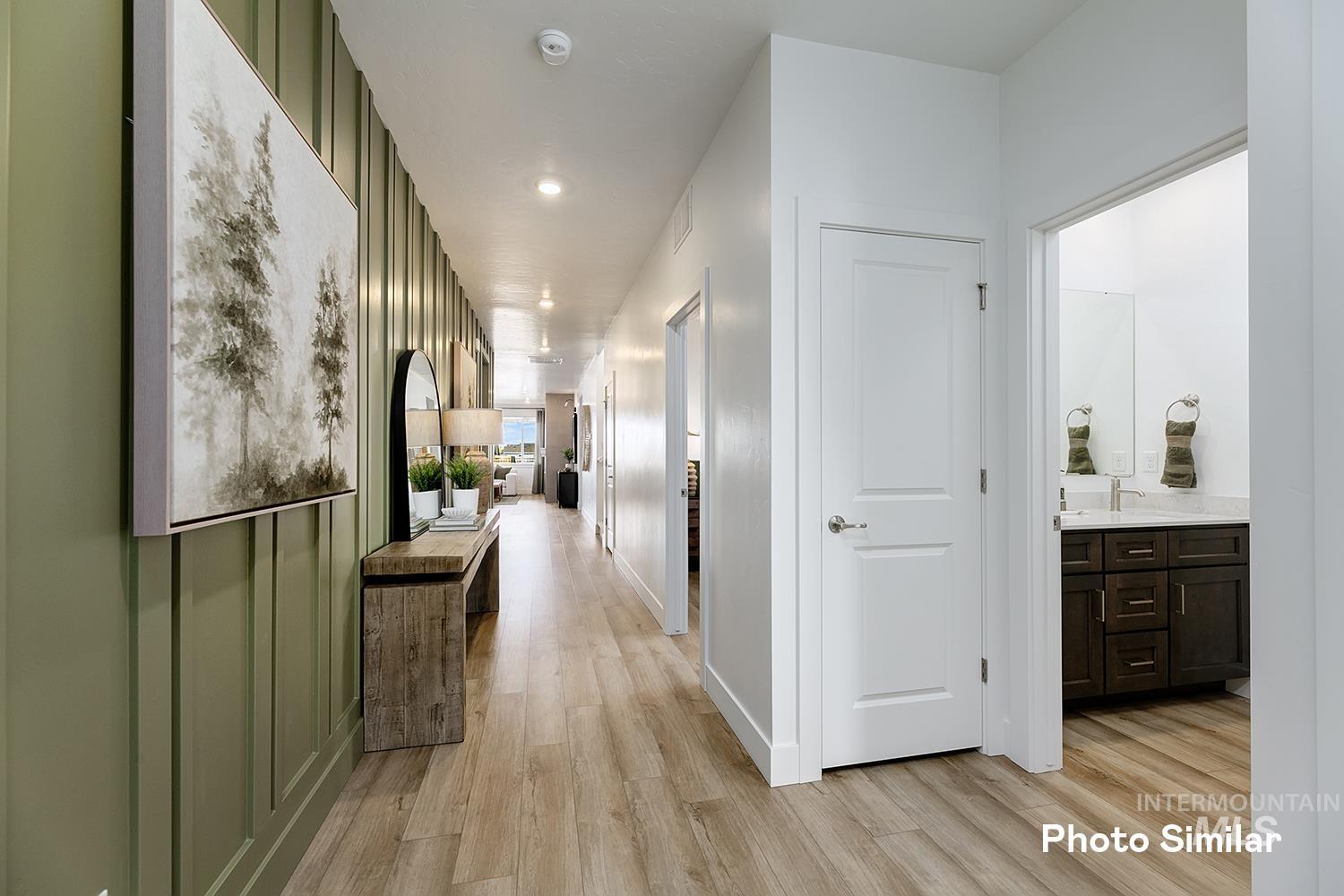 7050 N Daisy Teal Ave