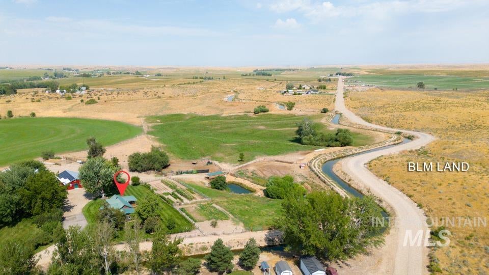 Photo of 6500 SE 10th Avenue, Caldwell, ID 83607 (MLS # 98998853)