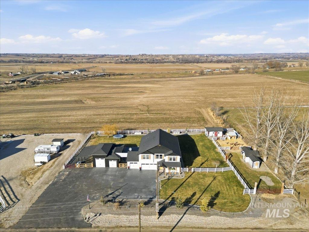 Photo of 2462 Succor Creek Rd,, Homedale, ID 83628 (MLS # 98973206)