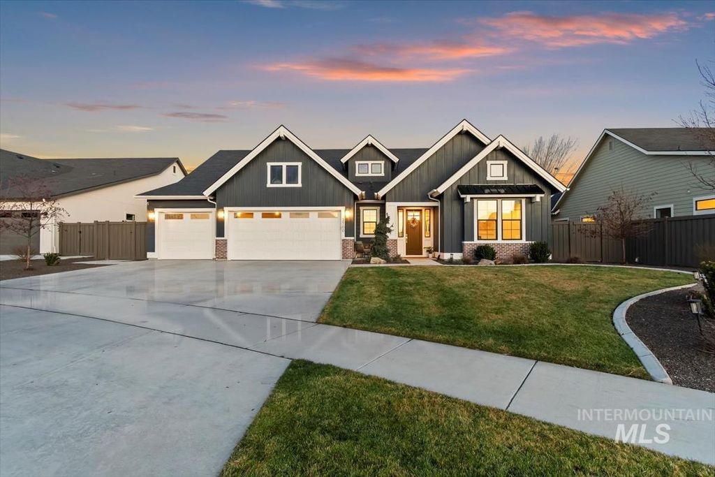 Photo of 2500 N Annadale Ave, Eagle, ID 83616 (MLS # 98971848)