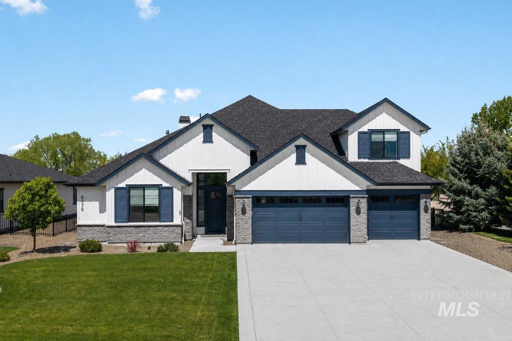 Photo of 6278 Chateau Ct, Star, ID 83669 (MLS # 98983629)