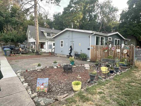 Photo of 520 Delsol Ln, Lewiston, ID 83501 (MLS # 98960573)