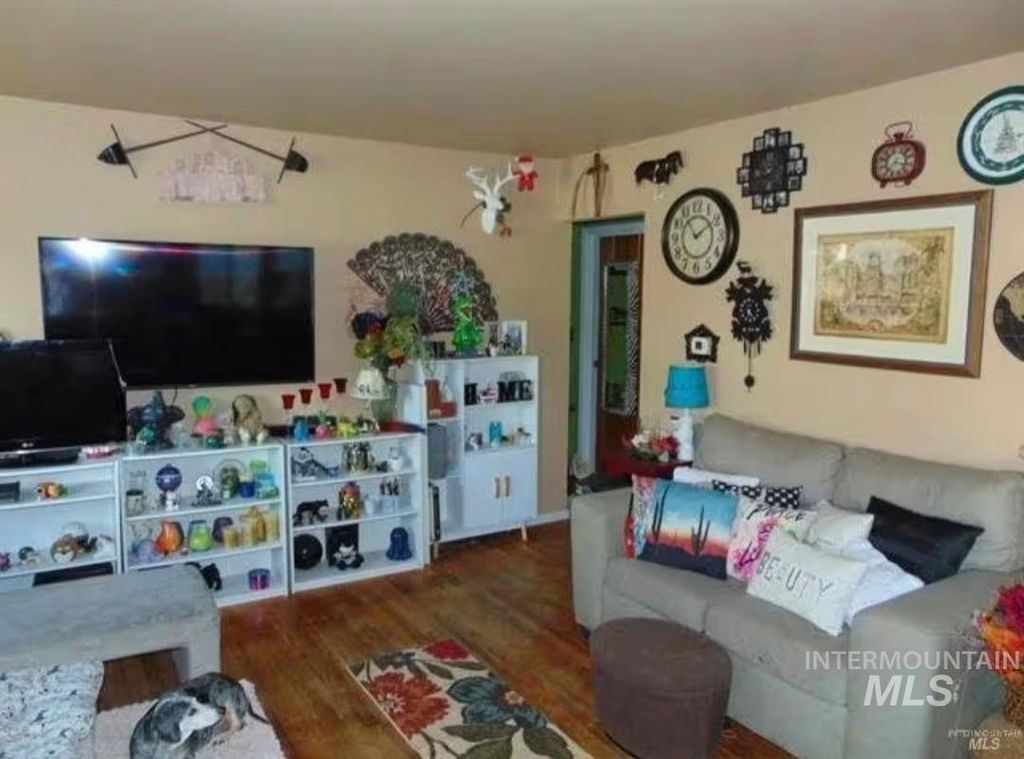 Photo of 2324 12th Ave, Lewiston, ID 83501 (MLS # 98967805)