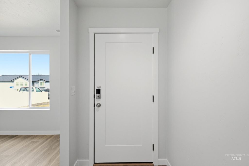 Photo of 507 Pine St, New Plymouth, ID 83655 (MLS # 98978061)