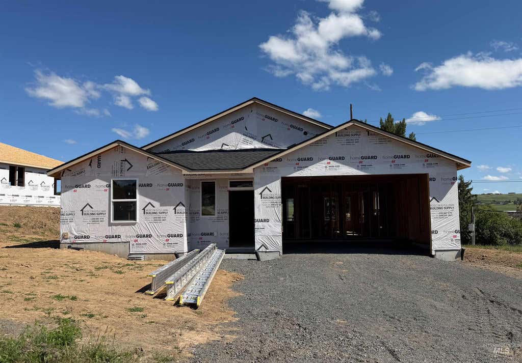 Photo of 2001 Sunnyside Avenue, Moscow, ID 83843 (MLS # 98989998)