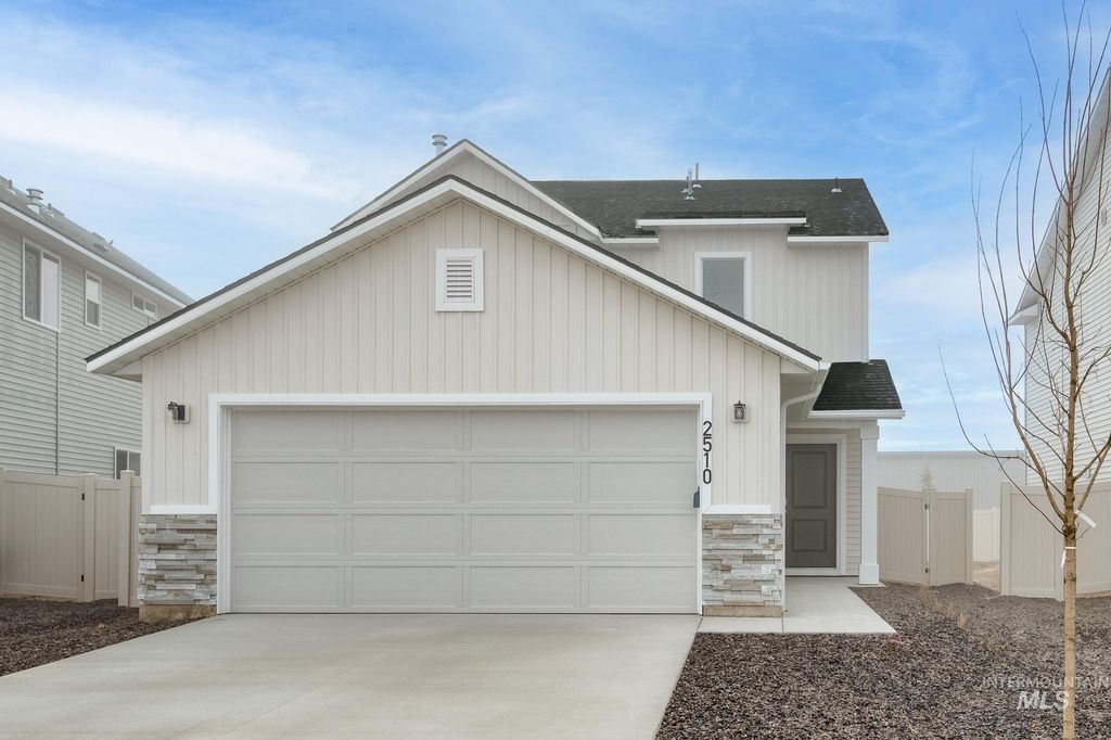 Photo of 2510 W Fallon Lp, Nampa, ID 83651 (MLS # 98971478)