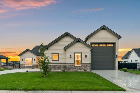 Photo of 7197 E Osprey Estates Dr, Nampa, ID 83686 (MLS # 98959717)