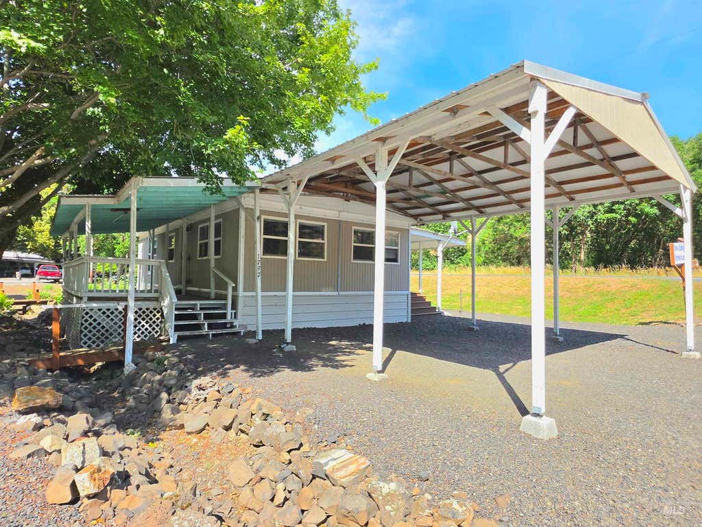 Photo of 1797 Main St, Juliaetta, ID 83535 (MLS # 98995248)