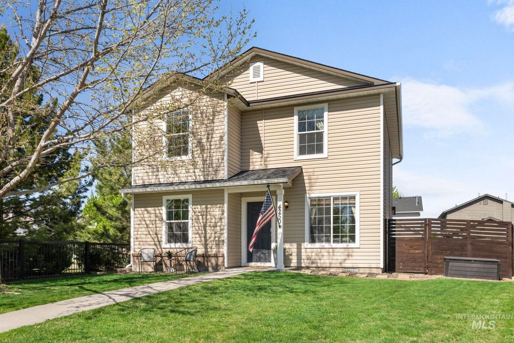 Photo of 4250 S Mitman Way, Meridian, ID 83642 (MLS # 98985070)