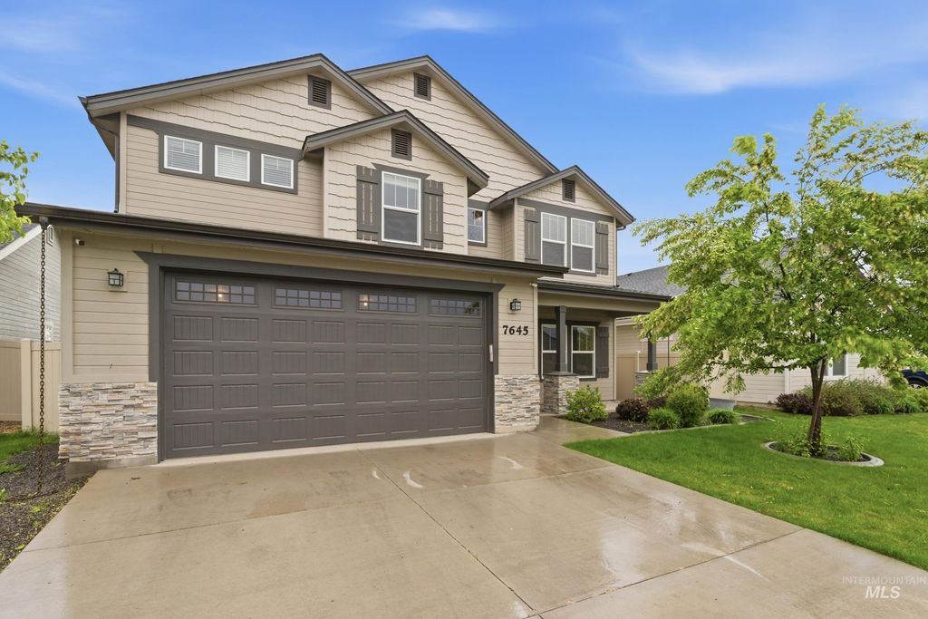 Photo of 7645 E Iroquois, Nampa, ID 83687 (MLS # 98983403)