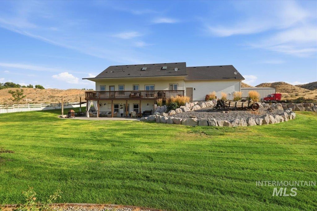 Photo of 3240 Purdom Lane, Homedale, ID 83628 (MLS # 98999089)