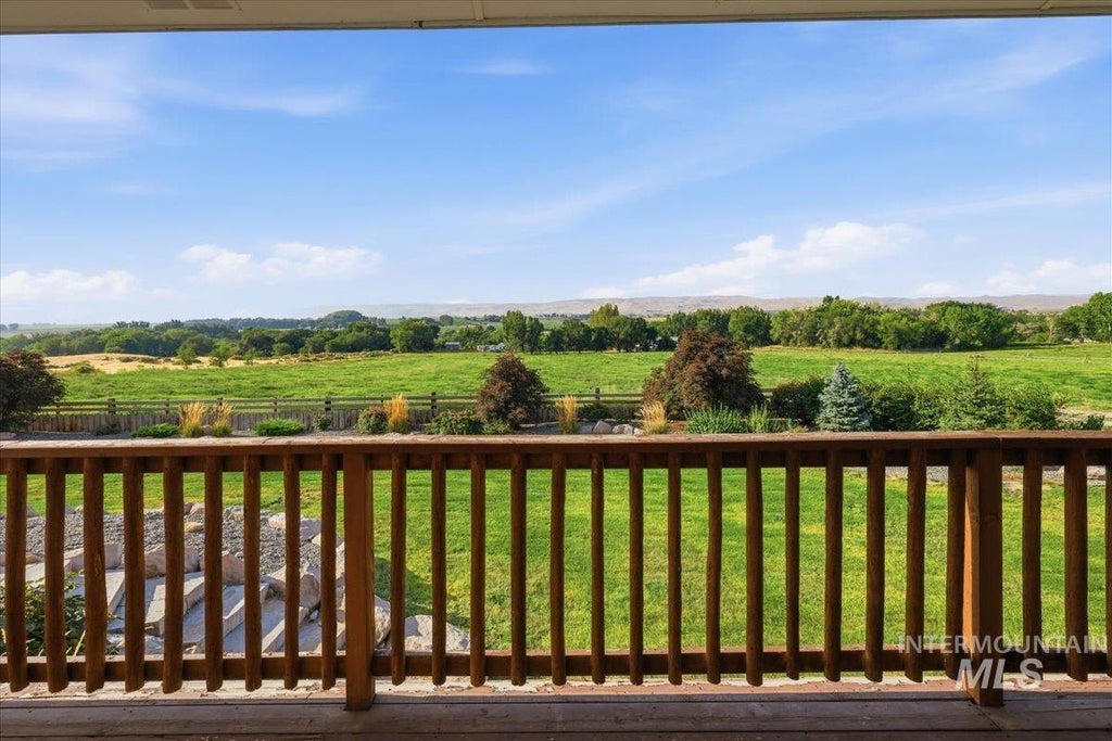 Photo of 3240 Purdom Lane, Homedale, ID 83628 (MLS # 98999089)