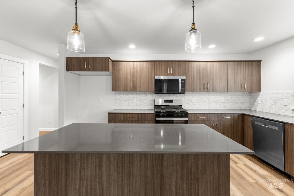 Photo of 3762 W Maypearl St, Meridian, ID 83642 (MLS # 98970106)