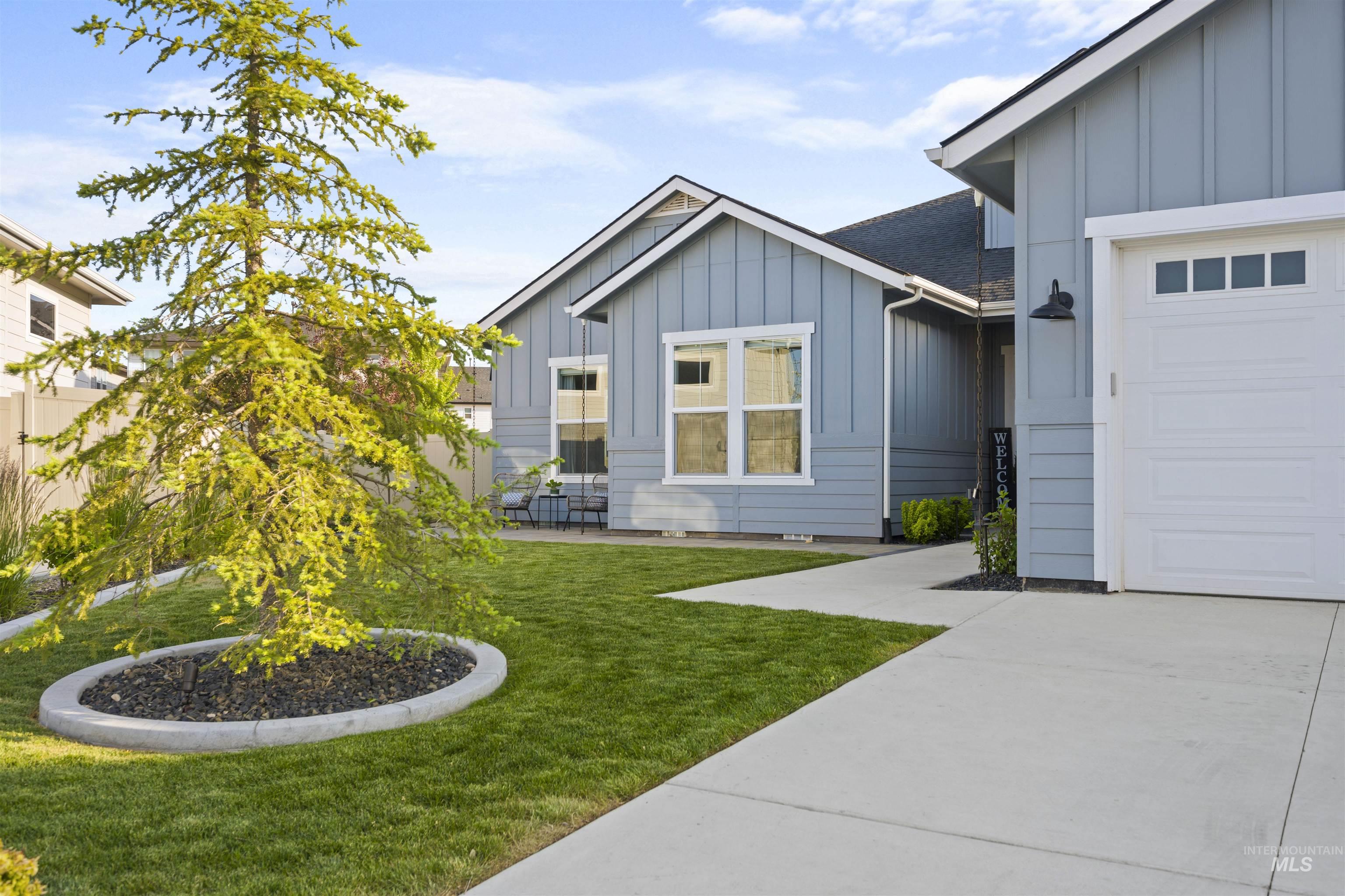 5445 S Mesa Trail Pl