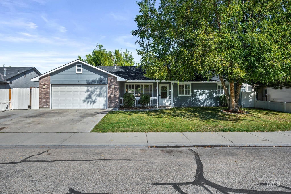 Photo of 2172 W Hendricks St, Meridian, ID 83646 (MLS # 99001640)