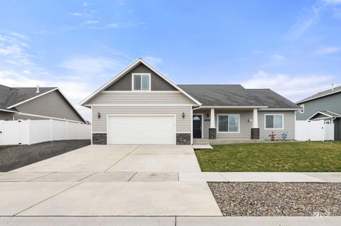 1722 Pioneer Drive Lewiston ID 83501
