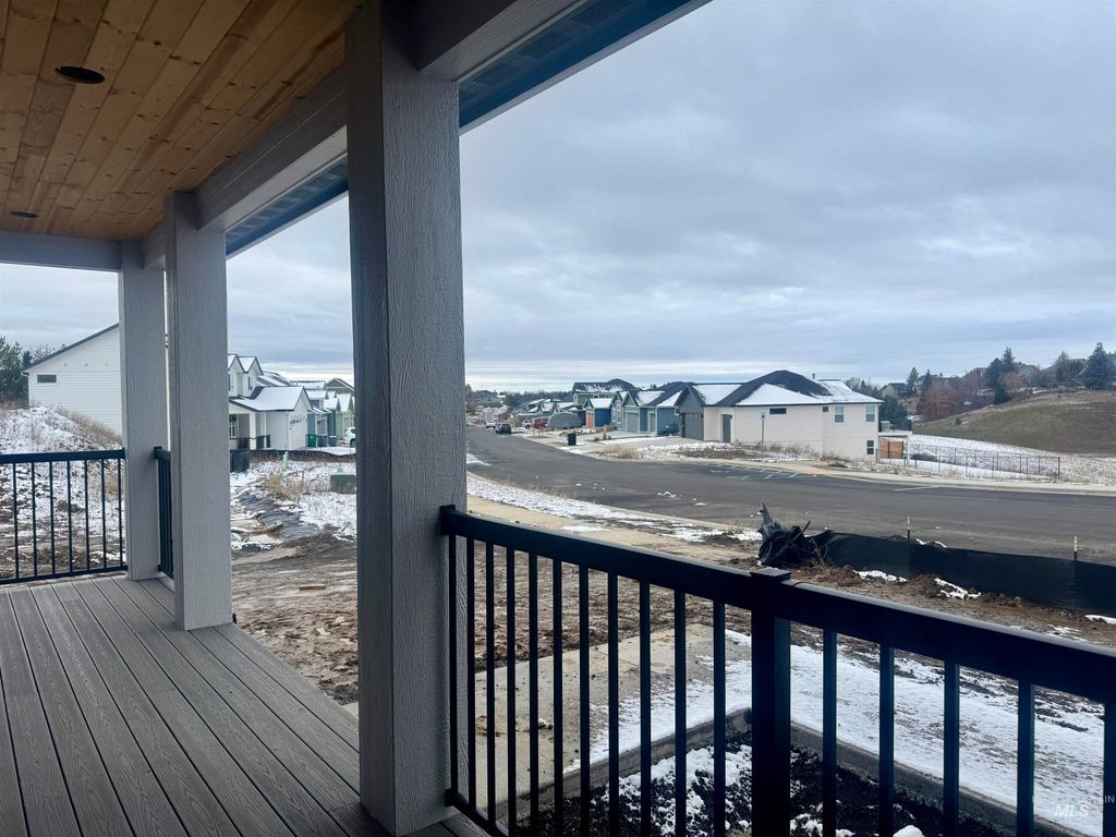 Photo of 2463 E 3rd Street, Moscow, ID 83843 (MLS # 98948405)