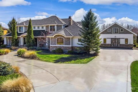 Photo of 2230 N Vizcaya Way, Eagle, ID 83616 (MLS # 98979059)