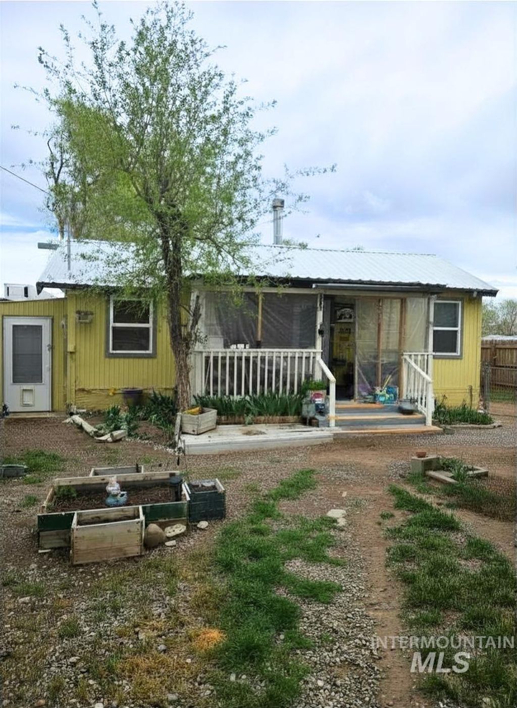 Photo of 635 Hwy 78, Grand View, ID 83624 (MLS # 98980693)