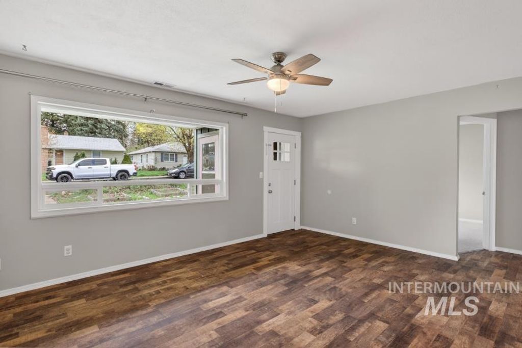 Photo of 104 N Blaine St, Moscow, ID 83843 (MLS # 98982270)