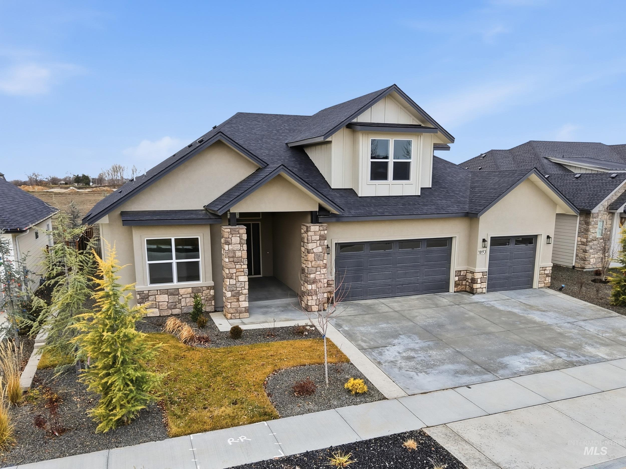 1893 N Willowick Ave.