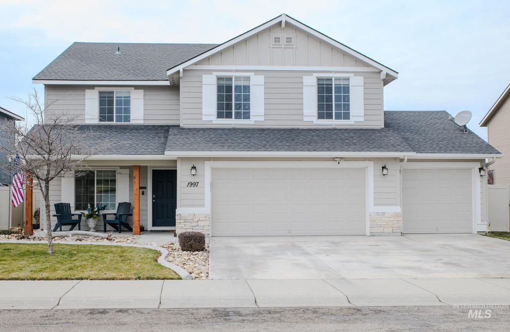 Photo of 1997 N Rosedust Dr, Kuna, ID 83634 (MLS # 98974513)