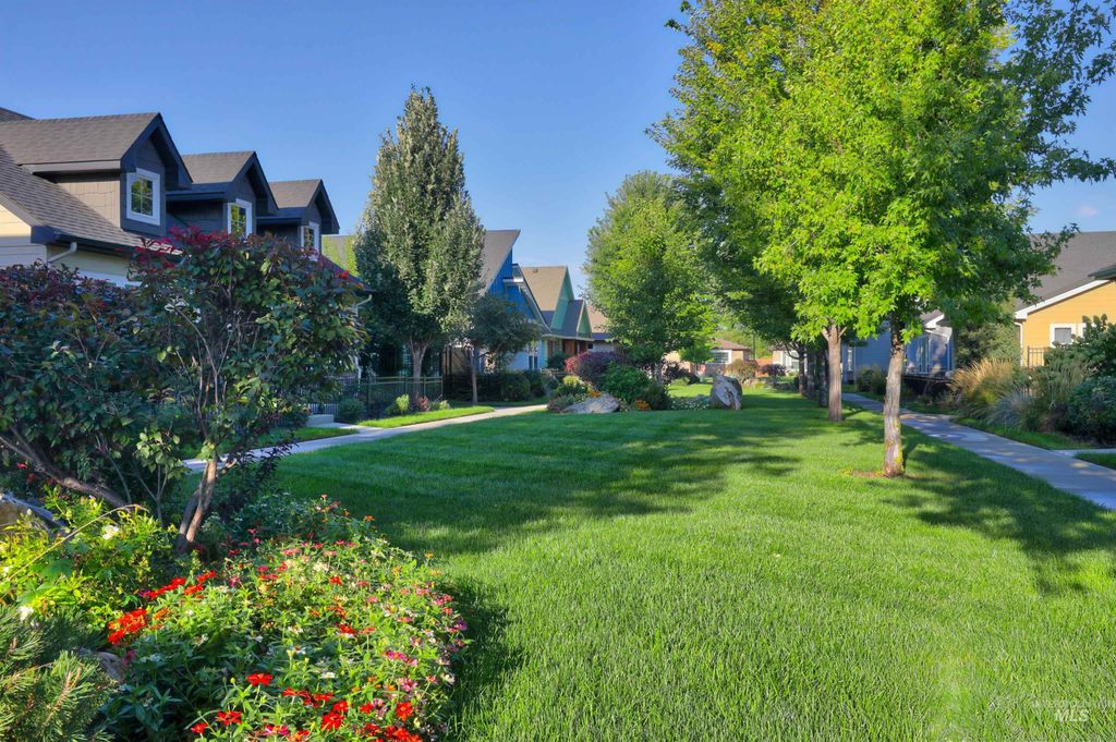 Photo of 3482 N Lilyturf Ave, Meridian, ID 83642 (MLS # 98963425)