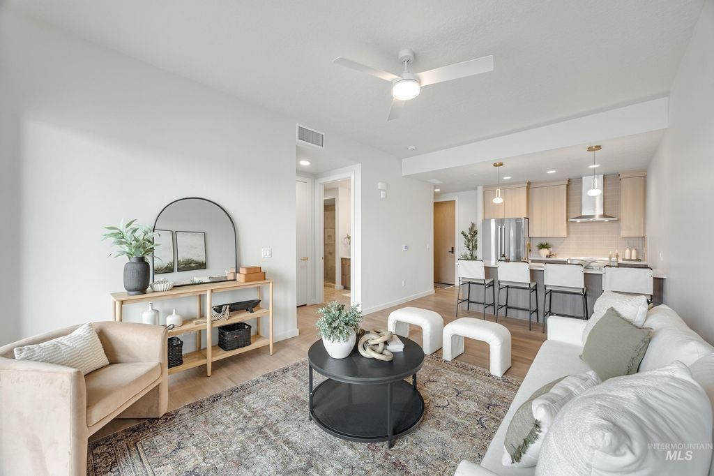 Photo of 4340 E Haystack St #210, Boise, ID 83716 (MLS # 98973691)