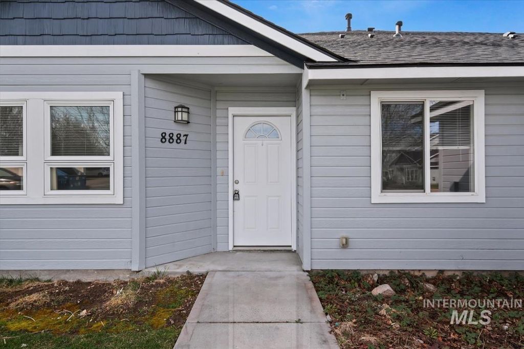 Photo of 8887 W Candleston Ln, Boise, ID 83709 (MLS # 98977593)