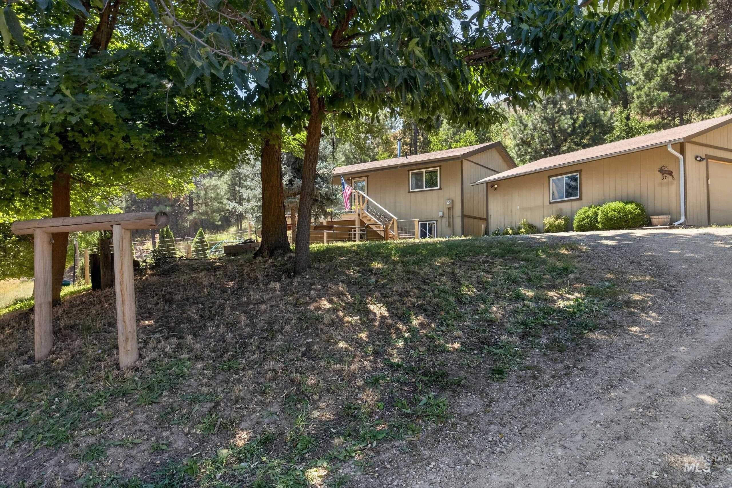 37 Mores Creek Cir