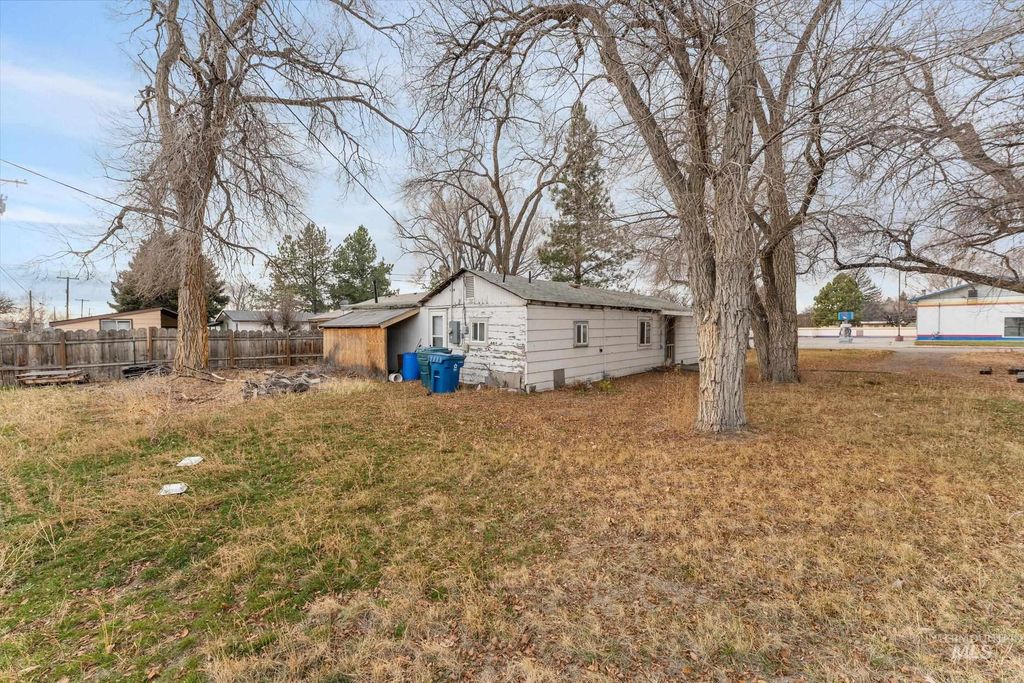 Photo of 160 N 13th East, Mountain Home, ID 83647 (MLS # 98969437)
