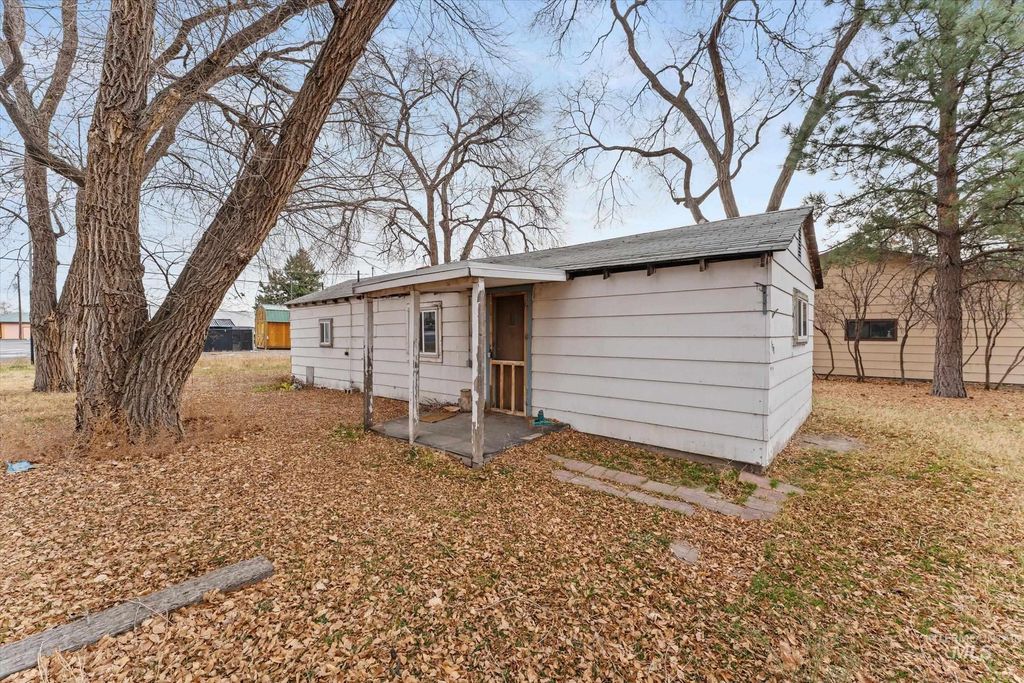 Photo of 160 N 13th East, Mountain Home, ID 83647 (MLS # 98969437)