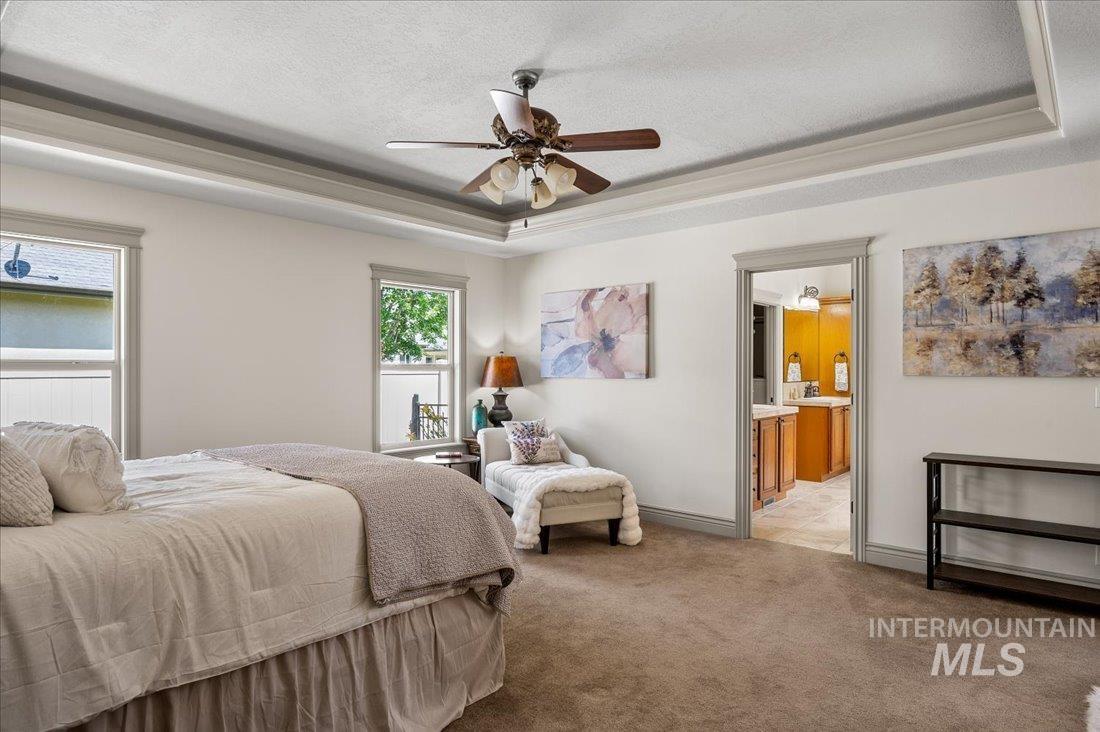 Eagle, Idaho 83616, United States, 4 Bedrooms Bedrooms, ,3 BathroomsBathrooms,Residential,Active,164829