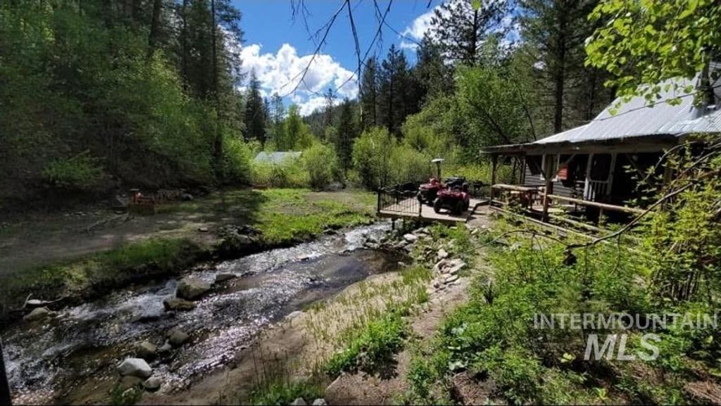 Photo of 26 Yellow Pine, Boise, ID 83716 (MLS # 98978949)