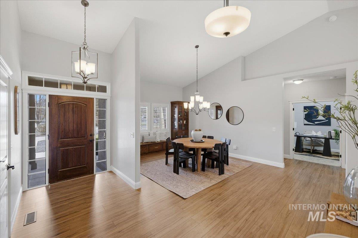 570 N Cove Colony Way